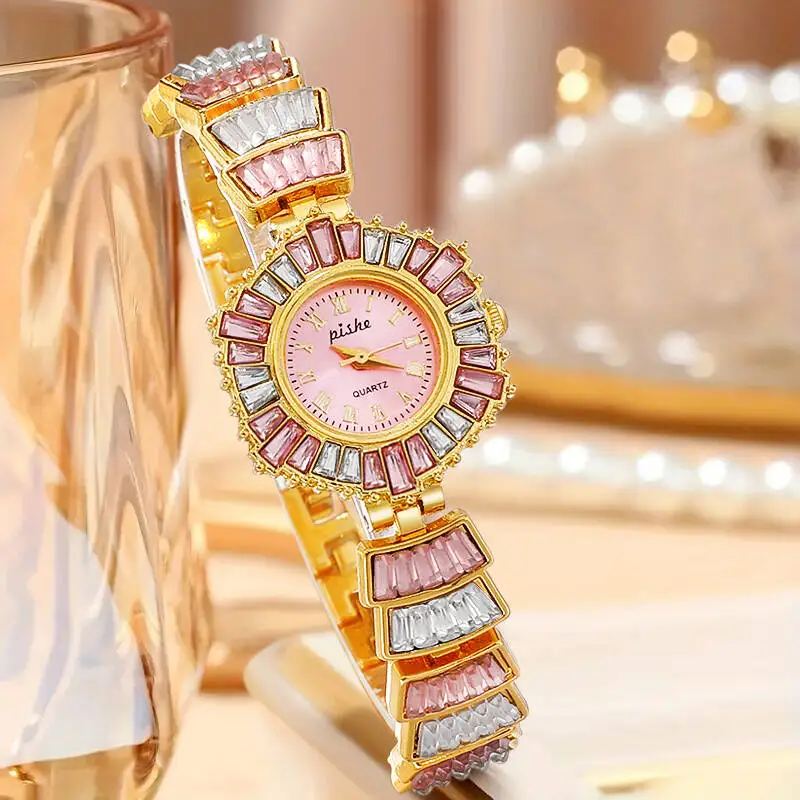 Görüntüdeki cep saatiyle rastg - Watch Display Box incelemesi ve fiyatı